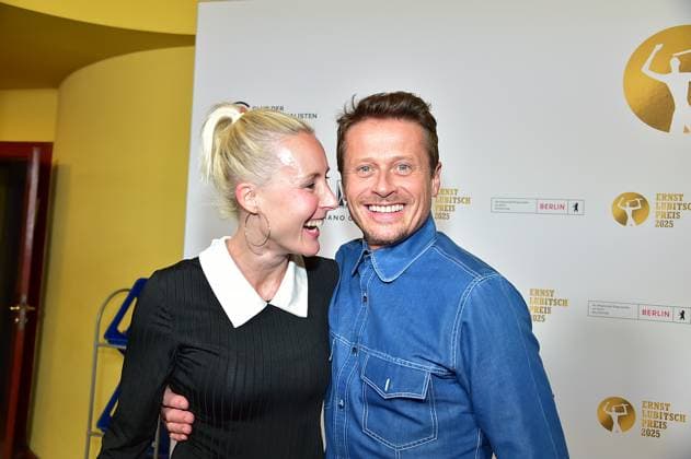 68 Ernst Lubitsch Prize Award Ceremony Roman Knizka with girlfriend Nele Herrmann Arrival, red carpet at the 68 Ernst Lubitsch Prize Award Ceremony at kino Babylon Berlin on 29 10 2025 Photopress Mueller