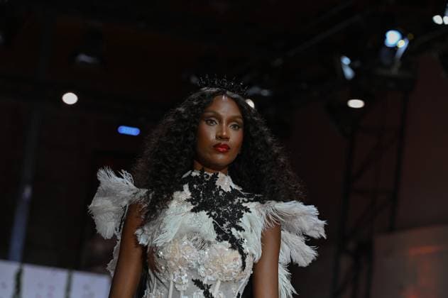 Atelier Couture bridal - Jordi Dalmau fashion show in Madrid - 29 Oct 2025 A model showcases creations by Jordi Dalmau during the Atelier Couture bridal catwalk within Madrid Fashion Week, at Fabrica de Tapices. Madrid Spain Copyright: xAtilanoxGarciax xSOPAxImagesx FOTO53778
