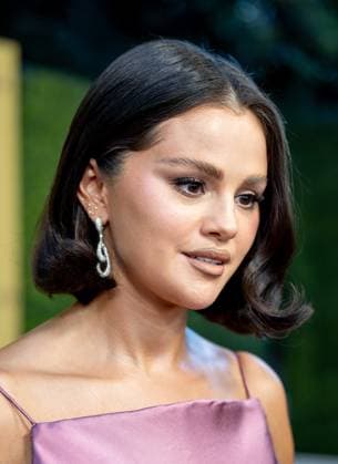 October 29, 2025, Hollywood, California, USA: Selena Gomez arrives on the red carpet of the Rare Impact Fund Benefit 2025 event at Nya Studios in Hollywood, CA on October 29, 2025. Hollywood USA - ZUMAt169 20251029_zep_t169_002 Copyright: xConnorxTerryx