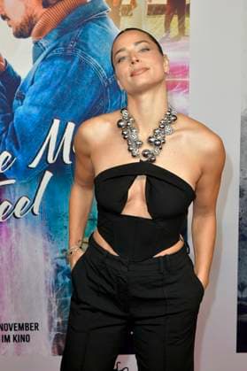 Amira Aly at the premiere of the movie Make Me Feel at Zoo Palast Berlin, 29 10 2025 Foto:xM.xBehrensx xFuturexImagex feel_5090
