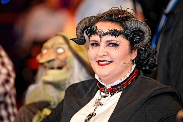 MDR Riverboat Halloween crazy scary house decorator Nicole Löwentraut on the occasion of the recording of the MDR talk show Riverboat on 30 10 2025 in the Mediacity Leipzig 20251030ADO0057