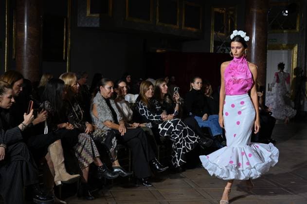 International Flamenco Fashion Week Madrid, (SIMOF) - 30 Oct 2025 A model walks in a Conso Delgado design at the International Flamenco Fashion Week Madrid, (SIMOF) show, at the Wellington Hotel. Madrid Spain Copyright: xAtilanoxGarciax xSOPAxImagesx FOTO54011