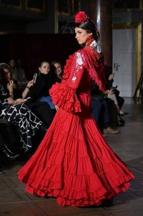 International Flamenco Fashion Week Madrid, (SIMOF) - 30 Oct 2025 A model walks in a Flor De Cerezo design at the International Flamenco Fashion Week Madrid, (SIMOF) show, at the Wellington Hotel. Madrid Spain Copyright: xAtilanoxGarciax xSOPAxImagesx FOTO54059