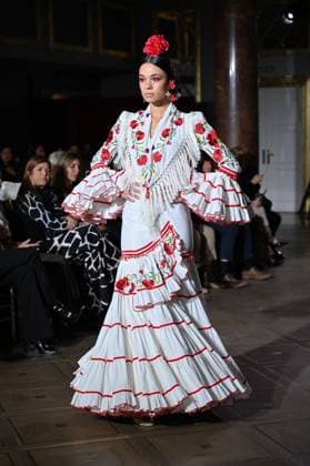 International Flamenco Fashion Week Madrid, (SIMOF) - 30 Oct 2025 A model walks in a Flor De Cerezo design at the International Flamenco Fashion Week Madrid, (SIMOF) show, at the Wellington Hotel. Madrid Spain Copyright: xAtilanoxGarciax xSOPAxImagesx FOTO54066