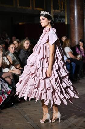 International Flamenco Fashion Week Madrid, (SIMOF) - 30 Oct 2025 A model walks in a Peca design at the International Flamenco Fashion Week Madrid, (SIMOF) show, at the Wellington Hotel. Madrid Spain Copyright: xAtilanoxGarciax xSOPAxImagesx FOTO54092