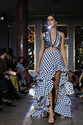 International Flamenco Fashion Week Madrid, (SIMOF) - 30 Oct 2025 A model walks in a Peca design at the International Flamenco Fashion Week Madrid, (SIMOF) show, at the Wellington Hotel. Madrid Spain Copyright: xAtilanoxGarciax xSOPAxImagesx FOTO54112