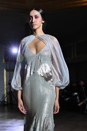 International Flamenco Fashion Week Madrid, (SIMOF) - 30 Oct 2025 A model walks in a Victorio and Lucchino design at the International Flamenco Fashion Week Madrid, (SIMOF) show, at the Wellington Hotel. Madrid Spain Copyright: xAtilanoxGarciax xSOPAxImagesx FOTO54143