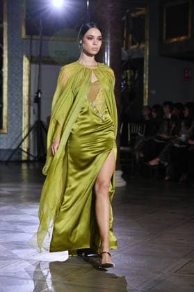 International Flamenco Fashion Week Madrid, (SIMOF) - 30 Oct 2025 A model walks in a Victorio and Lucchino design at the International Flamenco Fashion Week Madrid, (SIMOF) show, at the Wellington Hotel. Madrid Spain Copyright: xAtilanoxGarciax xSOPAxImagesx FOTO54151