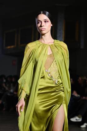 International Flamenco Fashion Week Madrid, (SIMOF) - 30 Oct 2025 A model walks in a Victorio and Lucchino design at the International Flamenco Fashion Week Madrid, (SIMOF) show, at the Wellington Hotel. Madrid Spain Copyright: xAtilanoxGarciax xSOPAxImagesx FOTO54152