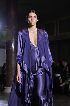 International Flamenco Fashion Week Madrid, (SIMOF) - 30 Oct 2025 A model walks in a Victorio and Lucchino design at the International Flamenco Fashion Week Madrid, (SIMOF) show, at the Wellington Hotel. Madrid Spain Copyright: xAtilanoxGarciax xSOPAxImagesx FOTO54170