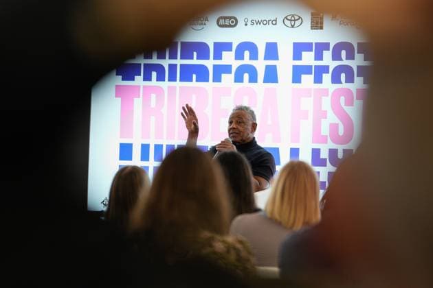 TRIBECA FESTIVAL LISBOA Giancarlo Esposito addresses the audience during first day of Tribeca Festival Lisboa 2025 in Lisbon, Portugal. 10 30 2025 Lisboa Unicorn Factory Lisboa Lisboa Portugal Copyright: xBrunoxdexCarvalhox
