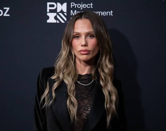 Hallie Batchelder arrives on the red carpet for the 2025 TIME100 Next at Current at Chelsea Piers Pier 59 on Thursday, October 30, 2025 in New York City.  NYP20251030528 SERENAxXUxNING