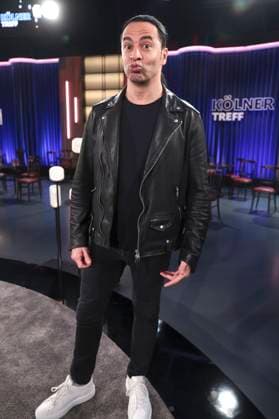 Bülent Ceylan at the recording of the WDR talk show Kölner Treff in WDR Studio BS 3 Cologne, 30 10 2025 Foto:xR.xSchmiegeltx xFuturexImagex koelner_treff3010_5039
