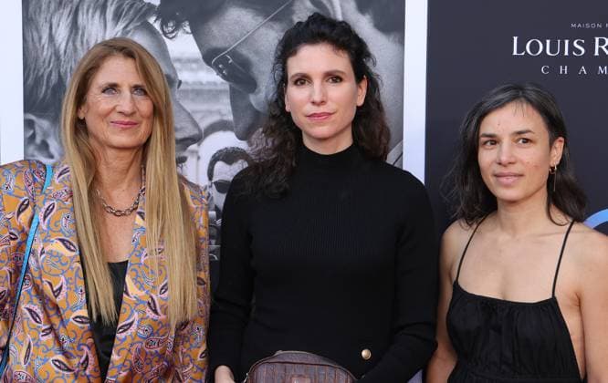 30 October 2025 - Los Angeles, California - Claire Franzoni, Delphine MalaussÅ½na, HÅ½lÂne Merlin. The French American Film Festival Screening of Netflix s Nouvelle Vague held at the DGA Theater Complex. Los Angeles USA - ZUMAa123 20251030_zaa_a123_006 Copyright: xADx