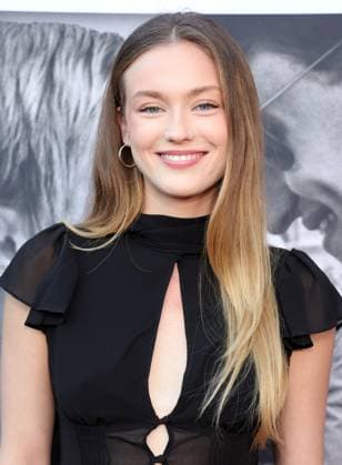 30 October 2025 - Los Angeles, California - Chloe Rose Robertson. The French American Film Festival Screening of Netflix s Nouvelle Vague held at the DGA Theater Complex. Los Angeles USA - ZUMAa123 20251030_zaa_a123_012 Copyright: xADx