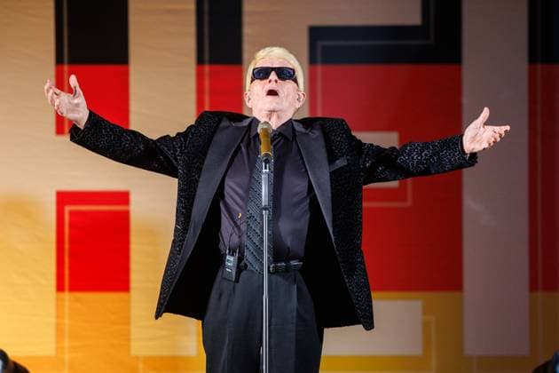 30 10 2025 Singer Heino Heinz Georg Kramm Solo Tour 2025 MADE IN GERMANY in the Stadthalle in Torgelow Landkreis Vorpommern Greifswald Torgelow Stadthalle Mecklenburg Vorpommern Germany