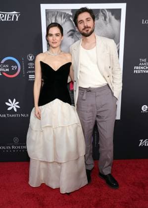 30 October 2025 - Los Angeles, California - Zoey Deutch, Guillaume Marbeck. The French American Film Festival Screening of Netflix s Nouvelle Vague held at the DGA Theater Complex. Los Angeles USA - ZUMAa123 20251030_zaa_a123_113 Copyright: xADx