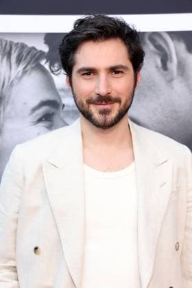 30 October 2025 - Los Angeles, California - Guillaume Marbeck. The French American Film Festival Screening of Netflix s Nouvelle Vague held at the DGA Theater Complex. Los Angeles USA - ZUMAa123 20251030_zaa_a123_136 Copyright: xADx