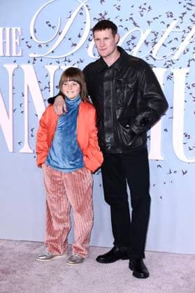Rafael Mathe and Matt Smith at the premiere of the Sky Atlantic miniseries The Death of Bunny Munro at the Royal Festival Hall London, 30 10 2025 Foto:xS.xVasx xFuturexImagex munro_5063