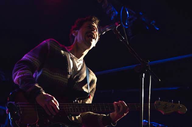 Chris Cain of We Are Scientists live at a concert of the With Love Squalor 50th Anniversary Tour at the Monk Club Rome, 30 10 2025 Foto:xE.xVertollix xFuturexImagex scientists_5004