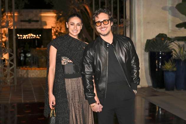 Renata Notni and Diego Boneta at the 5 Dia De Muertos Gala presented by Lexus, Tequila Don Julio, Nike, Dnero, Mattel, Calamigos Ranch and Maremoto at Los¯Angeles¯River¯Center¯ ¯Gardens Los Angeles, 30 10 2025 Foto:xD.xStarbuckx xFuturexImagex muertos_5030