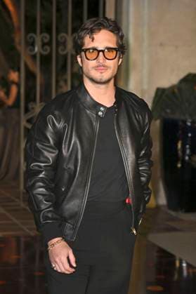 Diego Boneta at the 5 Dia De Muertos Gala presented by Lexus, Tequila Don Julio, Nike, Dnero, Mattel, Calamigos Ranch and Maremoto at Los¯Angeles¯River¯Center¯ ¯Gardens Los Angeles, 30 10 2025 Foto:xD.xStarbuckx xFuturexImagex muertos_5036