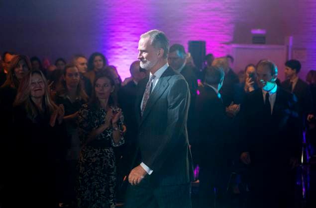 King Felipe VI on his arrival at the First Ibero-American Future Congress King Felipe VI on his arrival at the Ibero-American Future Congress, at Casa América, on October 31, 2025, in Madrid Spain Organized by the Ibero-American General Secretariat SEGIB and the Fundación Encuentros del Futuro FEF , the event will address, between October 30 and 31, issues such as the future of world order, the crisis of democracy, smart cities, neuro-rights or education in the age of artificial intelligence 31 OCTOBER 2025 Madrid Madrid Madrid Spain  Copyright: xAlbertoxOrtegax 7068635