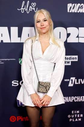 Streamer Sarah Sarahtonin sarahtoninx9 at the VideoDays Festival Awards 2025 ceremony at E Werk Cologne, 30 10 2025 NRW Germany Copyright: xChristophxHardtx