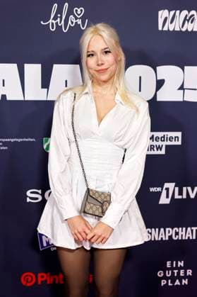 Streamer Sarah Sarahtonin sarahtoninx9 at the VideoDays Festival Awards 2025 ceremony at E Werk Cologne, 30 10 2025 NRW Germany Copyright: xChristophxHardtx