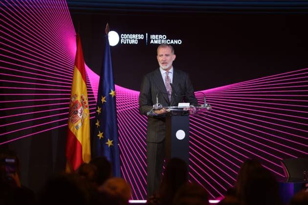 King Felipe VI attends the first Iberoamerican Future Congress King Felipe VI will take part in the Iberoamerican Future Congress, at Casa América, on October 31, 2025, in Madrid Spain Organized by the Iberoamerican General Secretariat SEGIB and the Fundación Encuentros del Futuro FEF , the event will address, between October 30 and 31, issues such as the future of world order, the crisis of democracy, smart cities, neuro-rights or education in the era of artificial intelligence FAMOUSES ROYALTY CONGRESS José Ramó Madrid Madrid Madrid Spain  Copyright: xJosÃ xRamonxHernandox 7068968