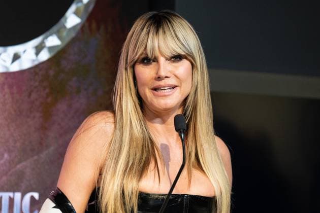 October 30, 2025, Bronx, New York, USA: Heidi Klum visits the Empire State Building in New York, NY on October 30, 2025 for ceremonial lighting in orange to celebrate Halloween. Bronx USA - ZUMAr339 20251030_znp_r339_044 Copyright: xLevxRadinx