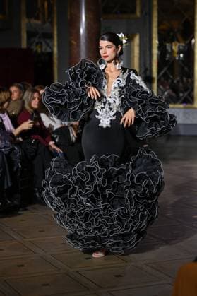 Amparo Pardal in International Flamenco Fashion Amparo Pardal design at the International Flamenco Fashion Week Madrid, (SIMOF) show, at the Wellington Hotel, on October 31, 2025 in Madrid, Spain Featuring: A model walks in a Amparo Pardal design at the International Flamenco Fashion Week Madrid, (SIMOF) show, at the Wellington Hotel, on October 31, 2025 in Madrid, Spain Where: Madrid, Spain When: 31 Oct 2025 Credit: Oscar Gonzalez WENN Madrid Spain Copyright: xOscarxGonzalez WENNx wenn40755272 OFA ZOJx wenn40755272
