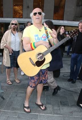 October 31 2025 Peter Alexander on Today Show Halloween Celebration at Rockeffer Plaza in New York. October 31, 2025 Copyright: xRW Mediapunchx