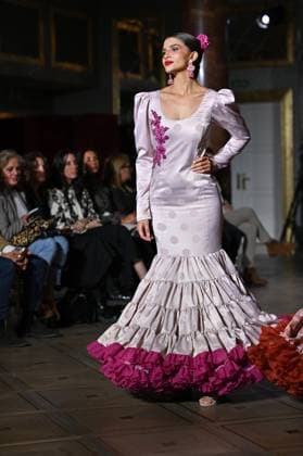 International Flamenco Fashion Week Madrid, (SIMOF) in Madrid - 31 Oct 2025 A model walks in a Angela Isa design at the International Flamenco Fashion Week Madrid, (SIMOF) show, at the Wellington Hotel in Madrid. Madrid Spain Copyright: xAtilanoxGarciax xSOPAxImagesx FOTO54300
