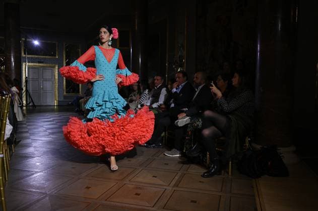 International Flamenco Fashion Week Madrid, (SIMOF) in Madrid - 31 Oct 2025 A model walks in a Angela Isa design at the International Flamenco Fashion Week Madrid, (SIMOF) show, at the Wellington Hotel in Madrid. Madrid Spain Copyright: xAtilanoxGarciax xSOPAxImagesx FOTO54304
