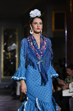 International Flamenco Fashion Week Madrid, (SIMOF) in Madrid - 31 Oct 2025 A model walks in a Angela Isa design at the International Flamenco Fashion Week Madrid, (SIMOF) show, at the Wellington Hotel in Madrid. Madrid Spain Copyright: xAtilanoxGarciax xSOPAxImagesx FOTO54329