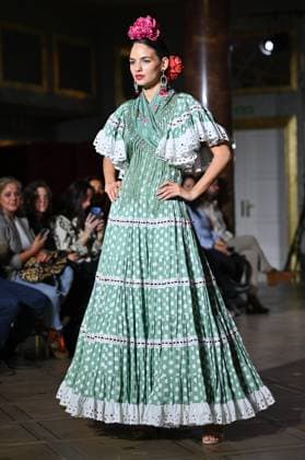 International Flamenco Fashion Week Madrid, (SIMOF) in Madrid - 31 Oct 2025 A model walks in a Angela Isa design at the International Flamenco Fashion Week Madrid, (SIMOF) show, at the Wellington Hotel in Madrid. Madrid Spain Copyright: xAtilanoxGarciax xSOPAxImagesx FOTO54333