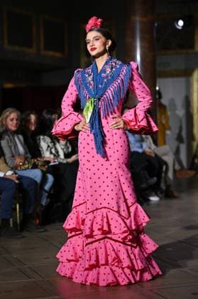International Flamenco Fashion Week Madrid, (SIMOF) in Madrid - 31 Oct 2025 A model walks in a Angela Isa design at the International Flamenco Fashion Week Madrid, (SIMOF) show, at the Wellington Hotel in Madrid. Madrid Spain Copyright: xAtilanoxGarciax xSOPAxImagesx FOTO54351