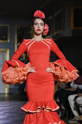 International Flamenco Fashion Week Madrid, (SIMOF) in Madrid - 31 Oct 2025 A model walks in a Inma Benicio design at the International Flamenco Fashion Week Madrid, (SIMOF) show, at the Wellington Hotel in Madrid. Madrid Spain Copyright: xAtilanoxGarciax xSOPAxImagesx FOTO54398