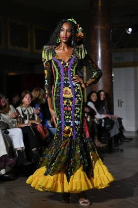 International Flamenco Fashion Week Madrid, (SIMOF) in Madrid - 31 Oct 2025 A model walks in a Inma Benicio design at the International Flamenco Fashion Week Madrid, (SIMOF) show, at the Wellington Hotel in Madrid. Madrid Spain Copyright: xAtilanoxGarciax xSOPAxImagesx FOTO54417