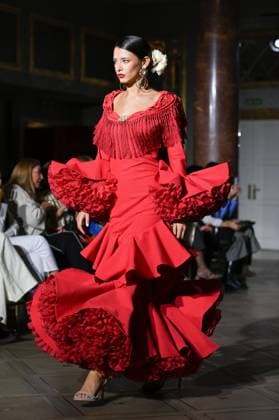 International Flamenco Fashion Week Madrid, (SIMOF) in Madrid - 31 Oct 2025 A model walks in a Inma Benicio design at the International Flamenco Fashion Week Madrid, (SIMOF) show, at the Wellington Hotel in Madrid. Madrid Spain Copyright: xAtilanoxGarciax xSOPAxImagesx FOTO54430