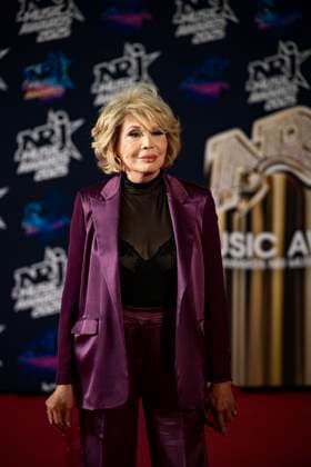 PEOPLE : NRJ Music Awards - Cannes 31 10 25 Amanda Lear attends the 27th NRJ Music Awards on October 31, 2025 in Cannes, France. Photo by Sandrine Thesillat PsNewZ  Copyright: xSandrinexTHESILLATx