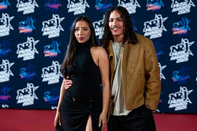 PEOPLE : NRJ Music Awards - Cannes 31 10 25 Leila and Hatiks attend the 27th NRJ Music Awards on October 31, 2025 in Cannes, France. Photo by Sandrine Thesillat PsNewZ  Copyright: xSandrinexTHESILLATx