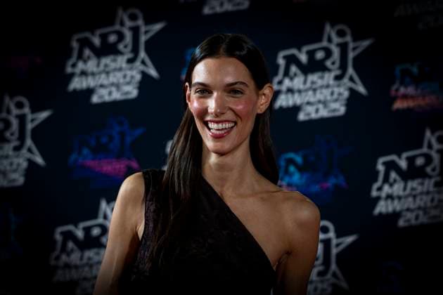 PEOPLE : NRJ Music Awards - Cannes 31 10 25 Charlotte Cardin attends the 27th NRJ Music Awards on October 31, 2025 in Cannes, France. Photo by Sandrine Thesillat PsNewZ  Copyright: xSandrinexTHESILLATx