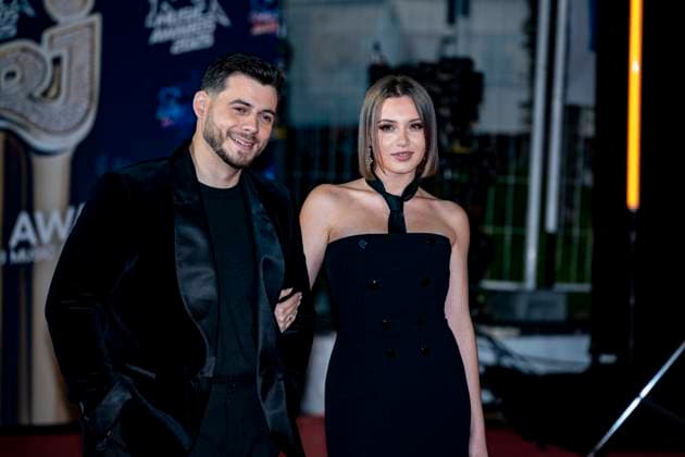 PEOPLE : NRJ Music Awards - Cannes 31 10 25 Jeck and Carla attends the 27th NRJ Music Awards on October 31, 2025 in Cannes, France. Photo by Sandrine Thesillat PsNewZ  Copyright: xSandrinexTHESILLATx