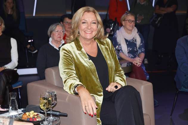 Bettina Tietjen at the recording of the NDR Talk Show in the NDR television studio Lokstedt Hamburg, 29 10 2025 Foto:xH.xHartmannx xFuturexImagex ndr_talk2910_5036