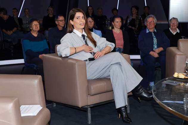 Linda Zervakis at the recording of the NDR Talk Show at the NDR television studio in Lokstedt Hamburg, 29 10 2025 Foto:xH.xHartmannx xFuturexImagex ndr_talk2910_5044