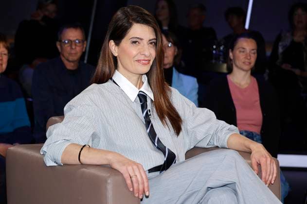 Linda Zervakis at the recording of the NDR Talk Show at the NDR television studio in Lokstedt Hamburg, 29 10 2025 Foto:xH.xHartmannx xFuturexImagex ndr_talk2910_5048