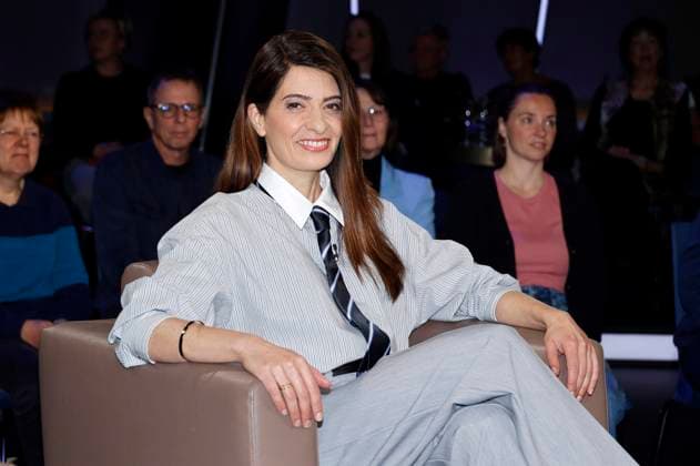 Linda Zervakis at the recording of the NDR Talk Show at the NDR television studio in Lokstedt Hamburg, 29 10 2025 Foto:xH.xHartmannx xFuturexImagex ndr_talk2910_5050