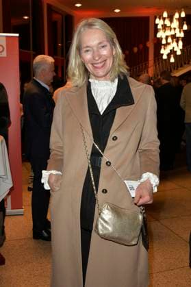 Katja Weitzenböck at the premiere of the play Carmen darf nicht platzen at the Komödie am Kurfürstendamm in the Ernst Reuter Saal Berlin, 31 10 2025 Foto:xM.xBehrensx xFuturexImagex carmen_prem_5021